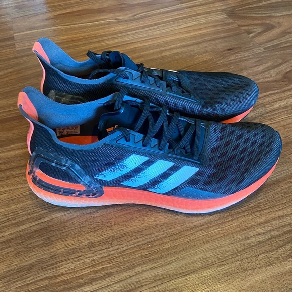 Adidas ultra boost PB black/coral - Picture 1 of 7